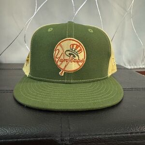 New Era Yankees Green and Tan Cap
